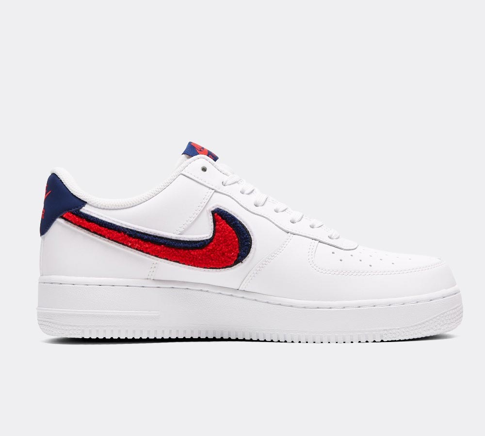 Nike Air Force 1 LV8 Trainer - White / Red / Blue
