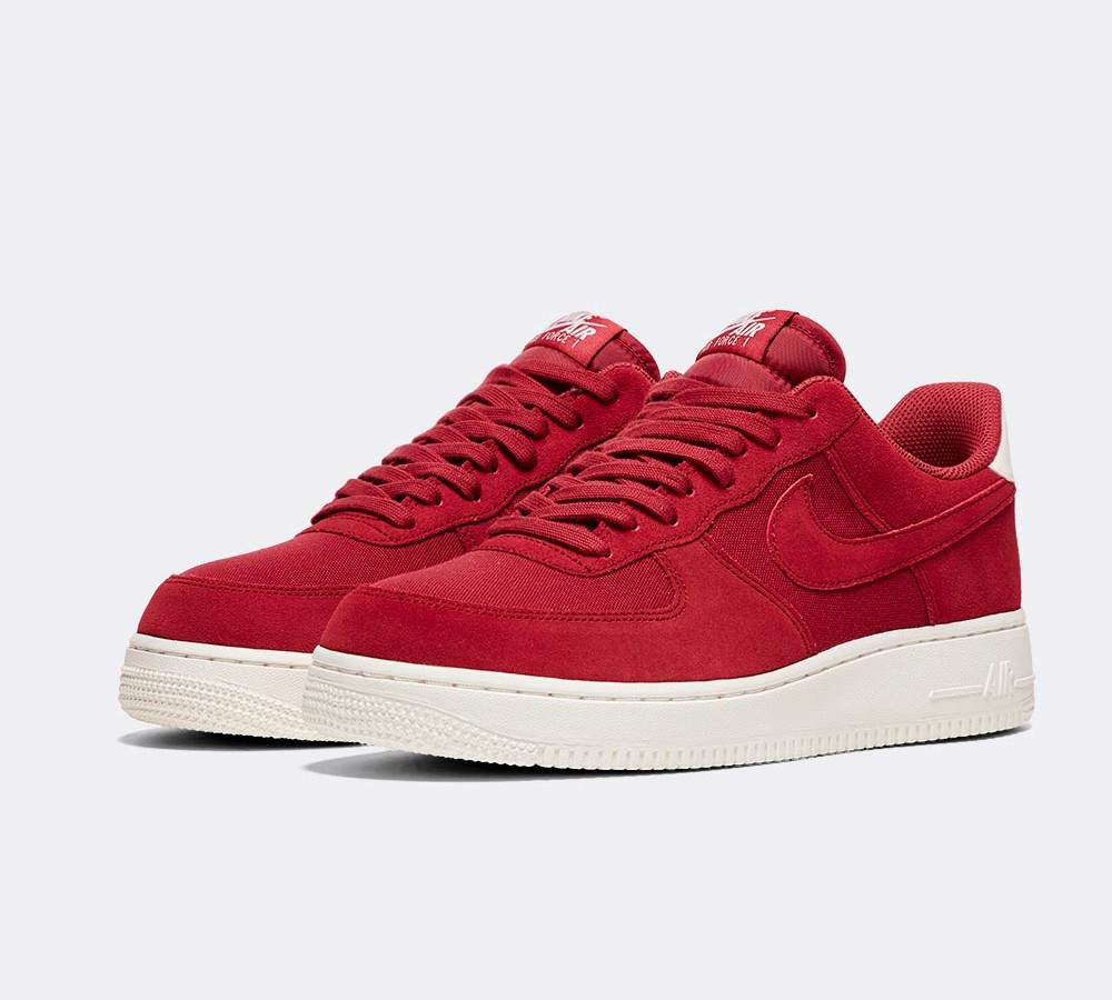 Nike Air Force 1 Trainer - Red / Red / Sail