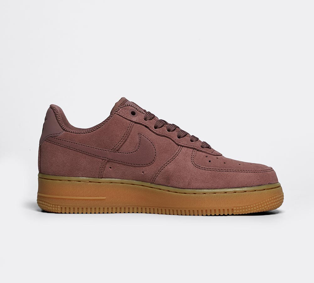 Nike Womens Air Force 1 '07 SE Trainer - Smoky Mauve / Gum