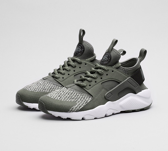 Nike Junior Air Huarache Run Ultra SE Trainer | River Rock / Black
