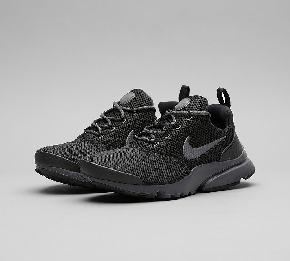 Nike Junior Presto Fly Trainer | Black / Black / Anthracite