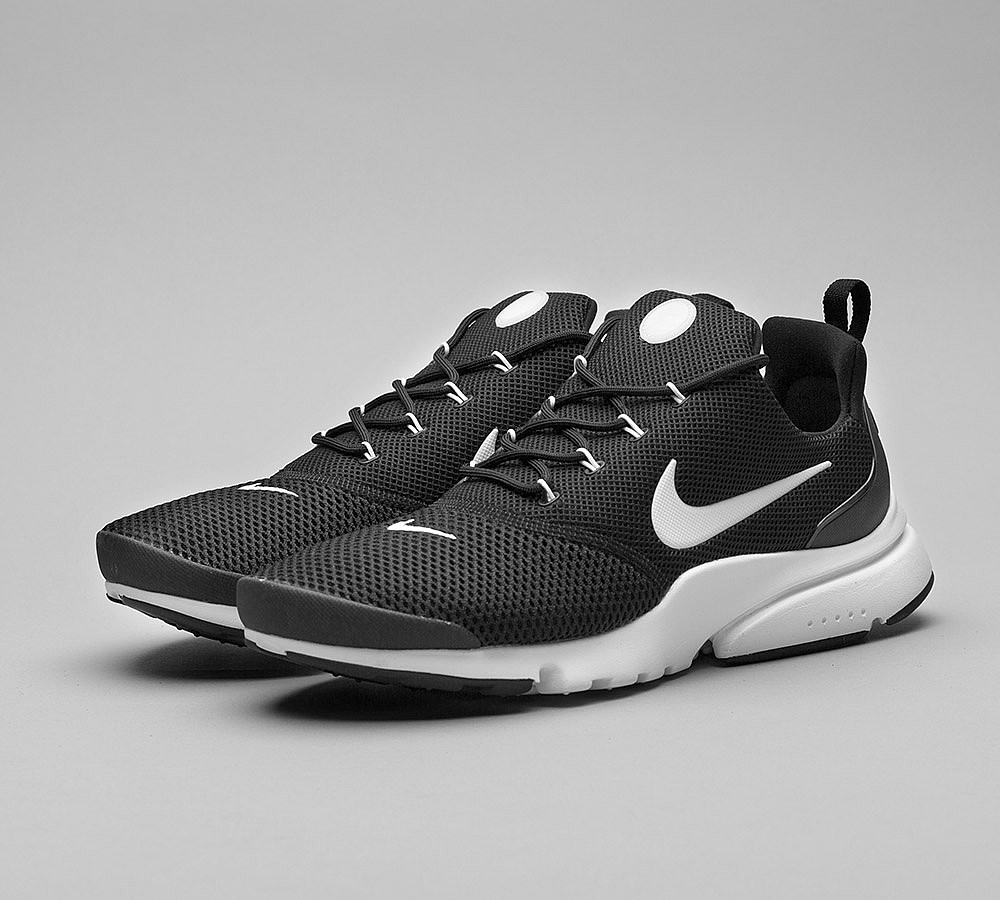 Nike Presto Fly Trainer | Black / White