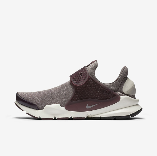 Nike Sock Dart Nike Sock Dart SE Night Maroon/Night Maroon/Sail/Light Iron Ore