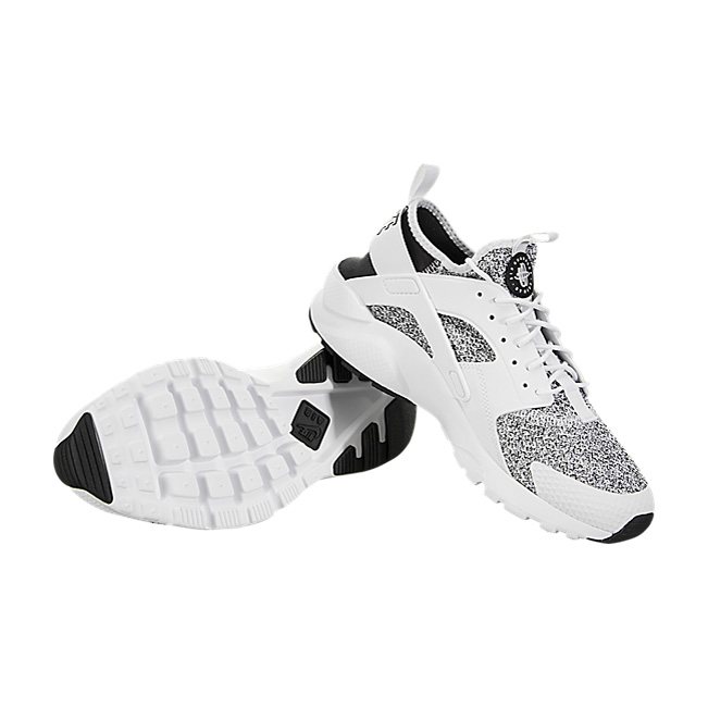 Nike Air Huarache Run Ultra SE - Black / White