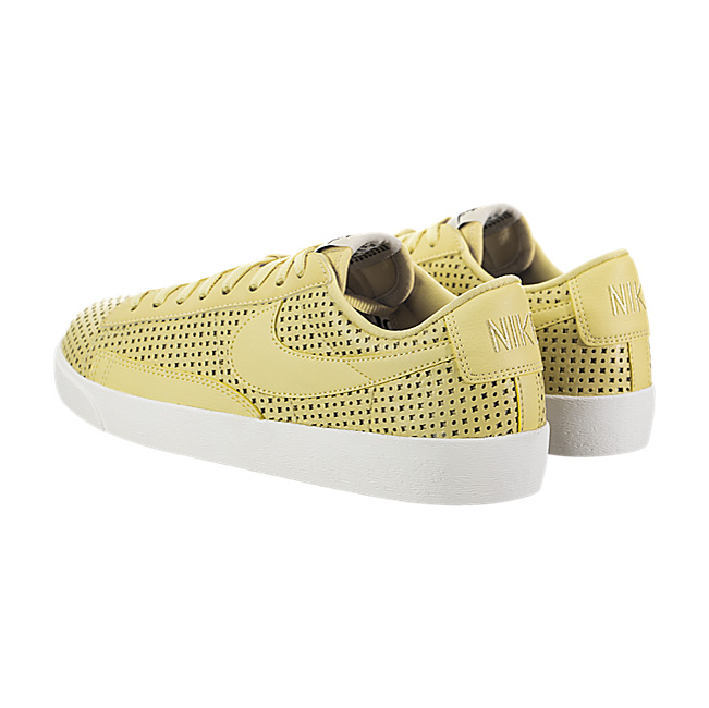Nike Women Blazer Low SE - Lemon Wash / Sail- Red Sepia