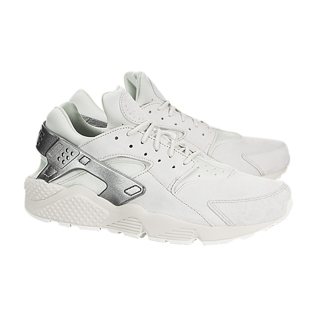 Nike Air Huarache Run Premium - Light Bone / Metallic Cool Grey-Sail