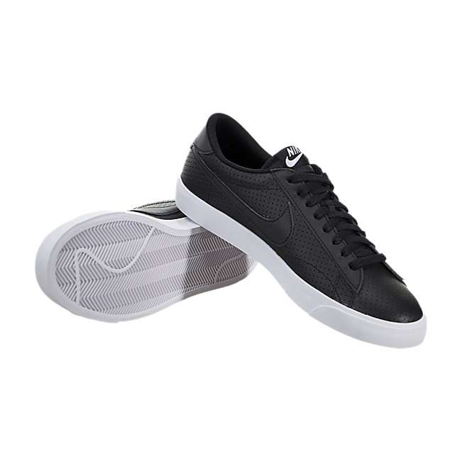 Nike Tennis Classic AC - Black / White-Black