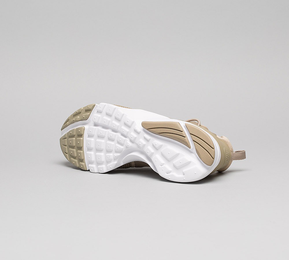 Nike Presto Fly Trainer | Khaki / Khaki / White