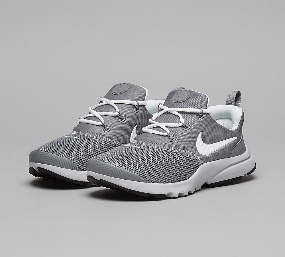 Nike Infant Presto Fly Trainer | Grey / White