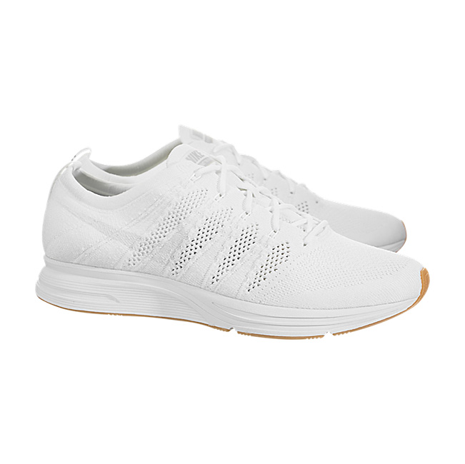 NIke Flyknit Trainer - White / Gum Light Brown