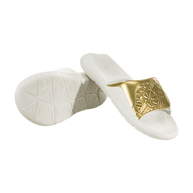 Air Jordan Hydro 7 - Sail / Metallic Gold