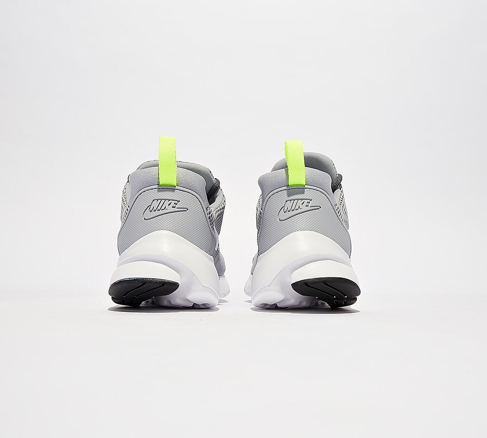 Nike Junior Presto Fly Trainer | Wolf Grey / White