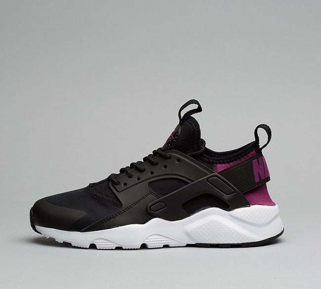 Nike Junior Air Huarache Run Ultra Trainer | Black / Tea Berry / White