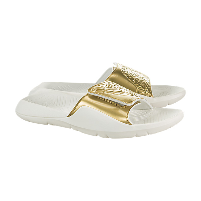 Air Jordan Hydro 7 - Sail / Metallic Gold