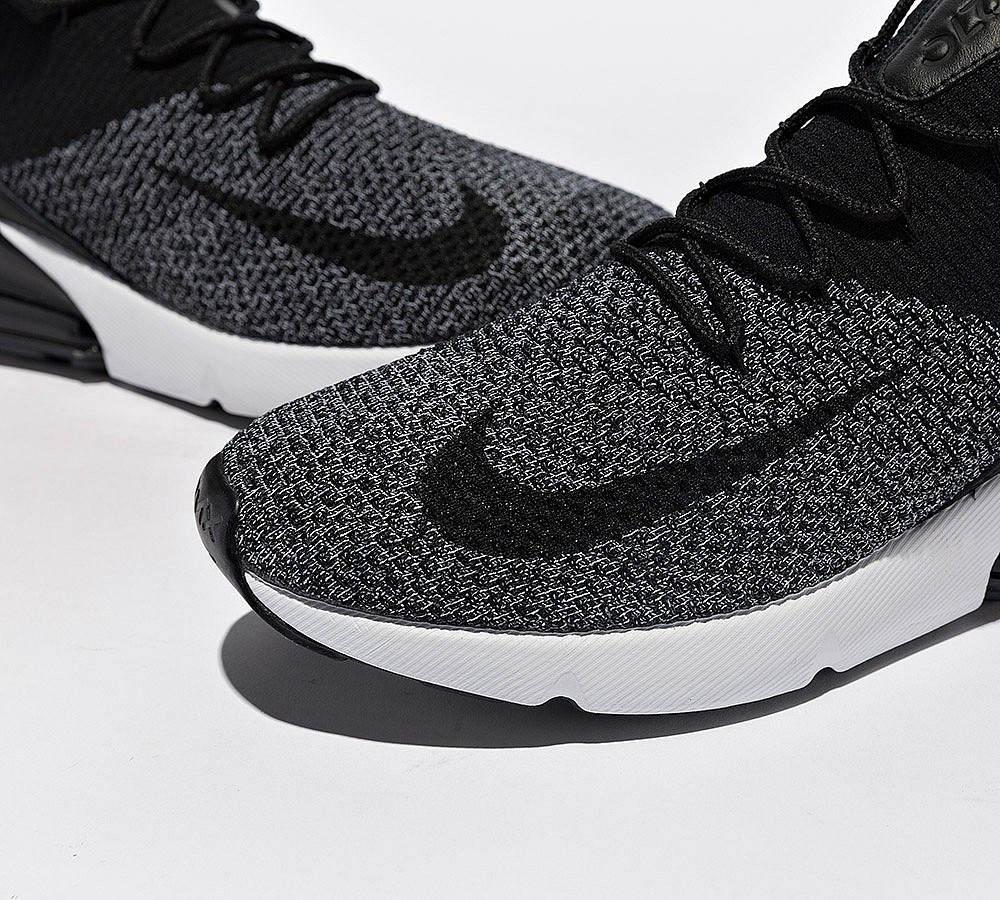 Nike Air Max 270 Flyknit Trainer - Black / White