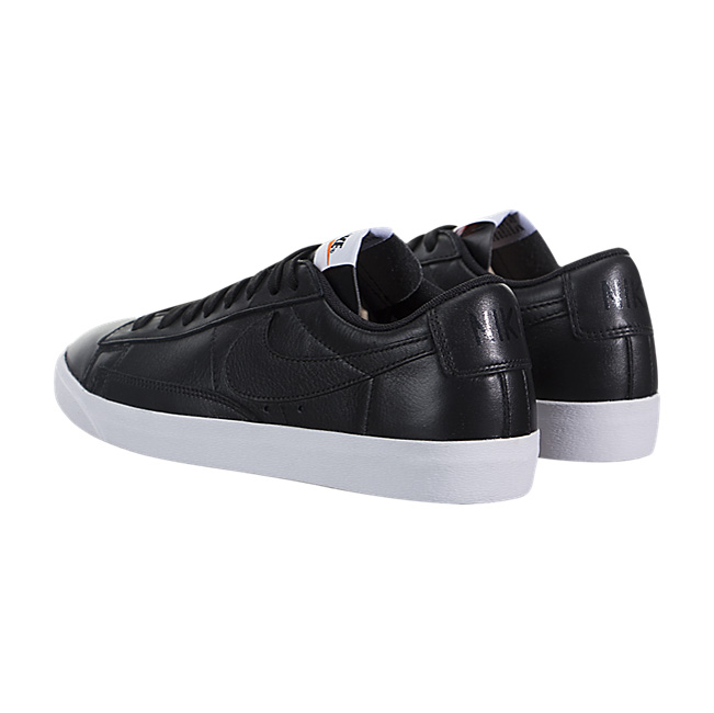 Nike Women Blazer Low LE - Black