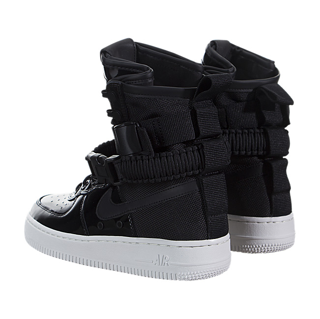 Nike Women SF Air Force 1 SE - Black / Black-Silver