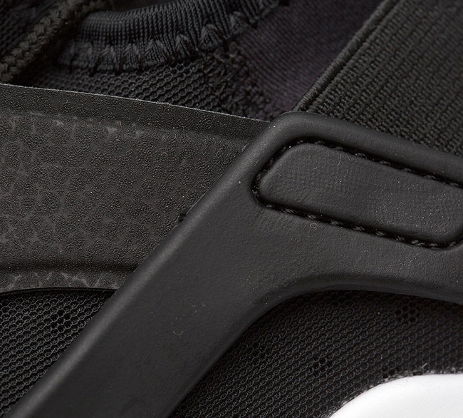 Nike Junior Air Huarache Run Ultra Trainer | Black / White