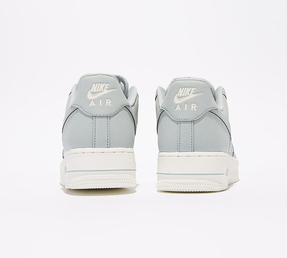 Nike Air Force 1 Low Trainer - Light Pumice / Sail