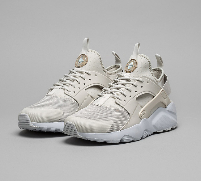 Nike Air Huarache Run Ultra Trainer | Bone / Khaki / Platinum