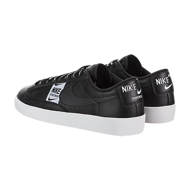 Nike Women Blazer Low SE - Black / White
