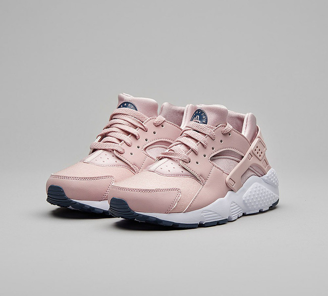 Nike Junior Huarache Run GS Trainer | Particle Rose / Particle Rose