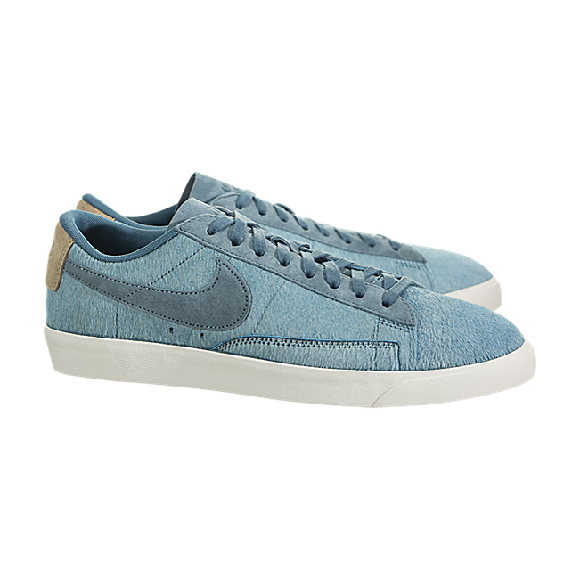 Nike Women Blazer Low LX (Fashion Week) - Smoky Blue / Smoky Blue-Sail