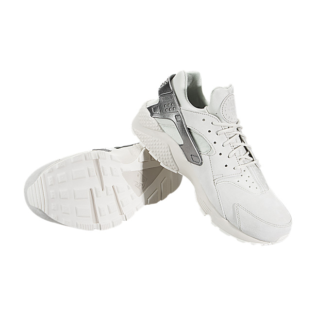 Nike Air Huarache Run Premium - Light Bone / Metallic Cool Grey-Sail