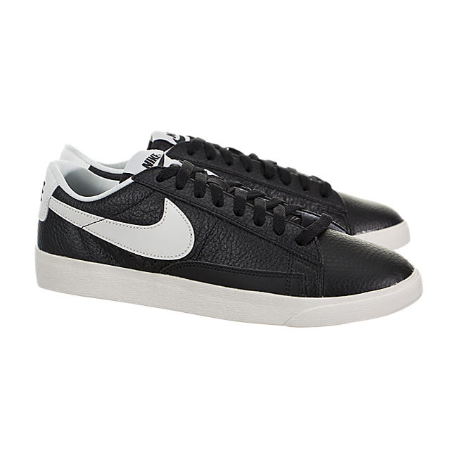 Nike Women Blazer Low - Black / Ivory-White-Sail