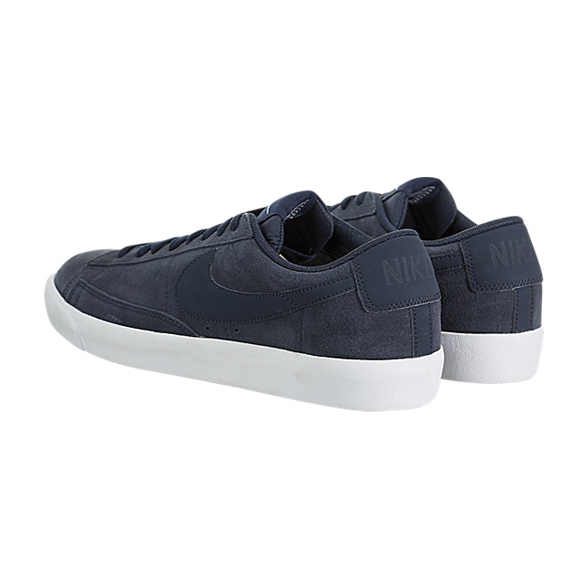 Nike Blazer Low Suede - Obsidian / Sail
