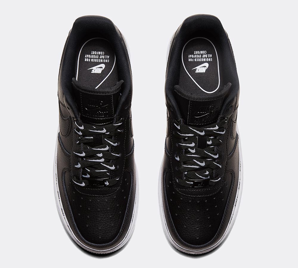 Nike Womens Air Force 1 '07 SE Trainer - Black / Black / White