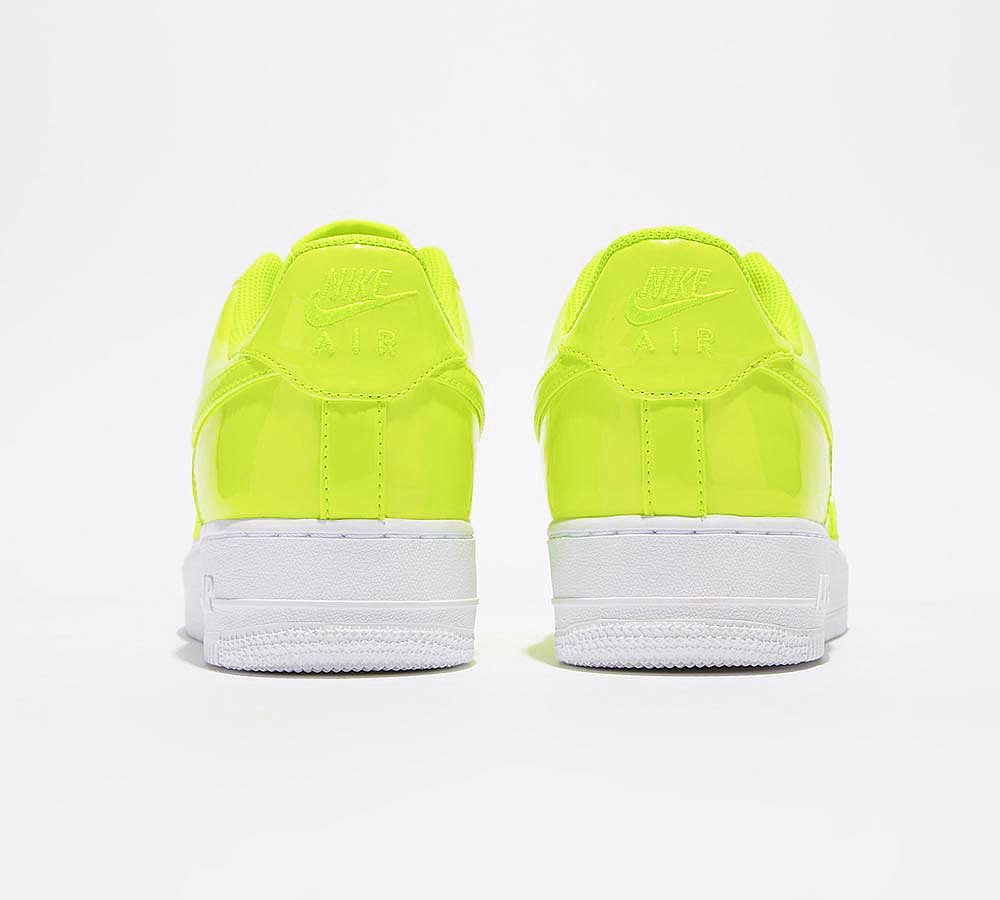 Nike Air Force 1 '07 LV8 Trainer - Volt / White
