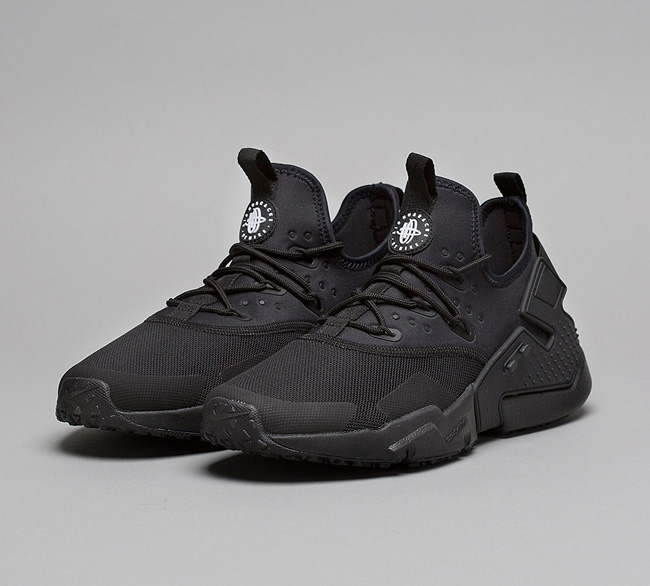 Nike Air Huarache Drift Trainer | Black / Black