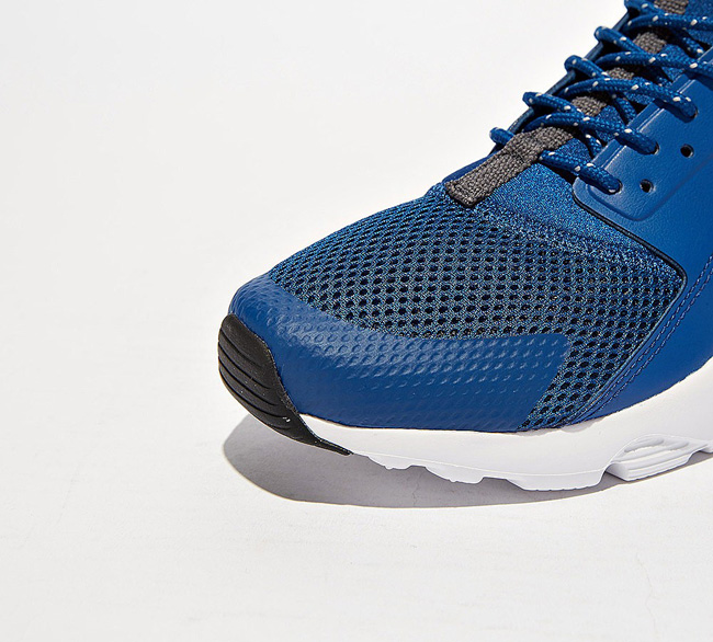 Nike Junior Air Huarache Run Ultra Trainer | Pale Blue / Wolf Grey