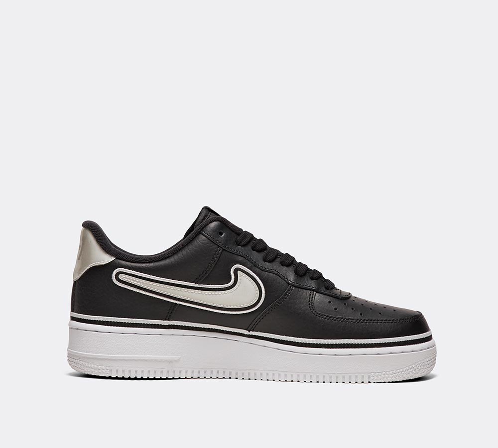 Nike Air Force 1 Low '07 LV8 Sport Trainer - Black / White