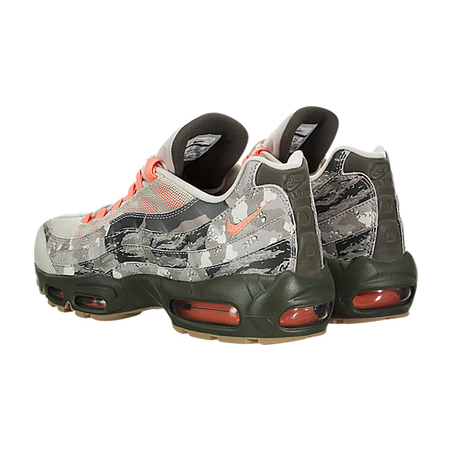 Nike Air Max 95 Essential - Desert Sand / Sunset Tint-Black