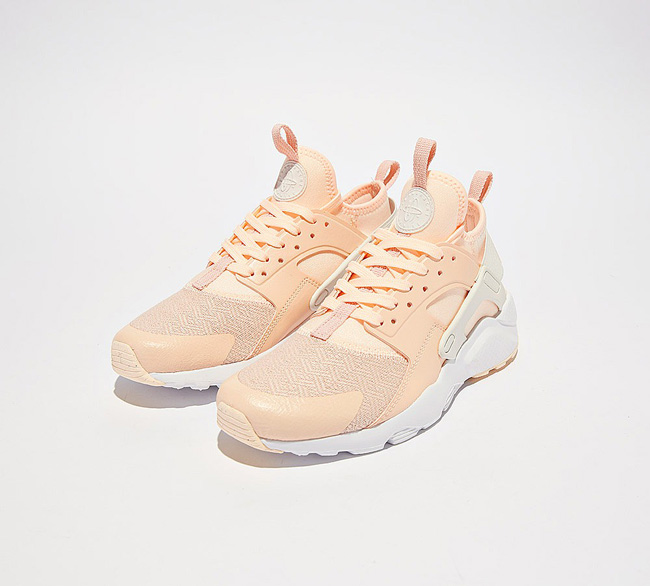 Nike Junior Air Huarache Run Ultra SE Trainer | Crimson Tint / Sail / Royal Tint