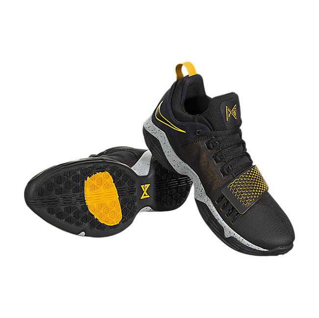 Nike PG1 - Black / University Gold
