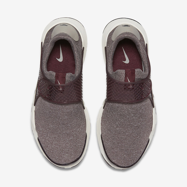 Nike Sock Dart Nike Sock Dart SE Night Maroon/Night Maroon/Sail/Light Iron Ore