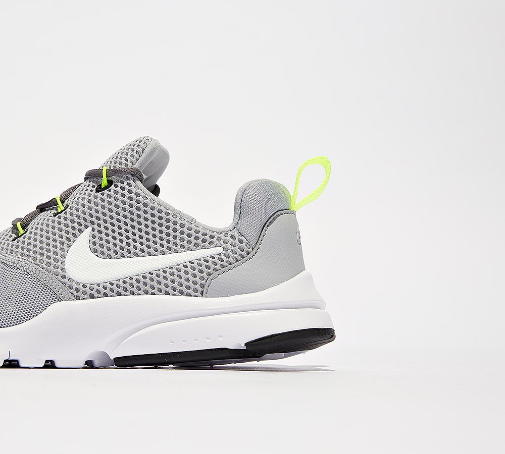 Nike Infant Presto Trainer | Wolf Grey / White / Black