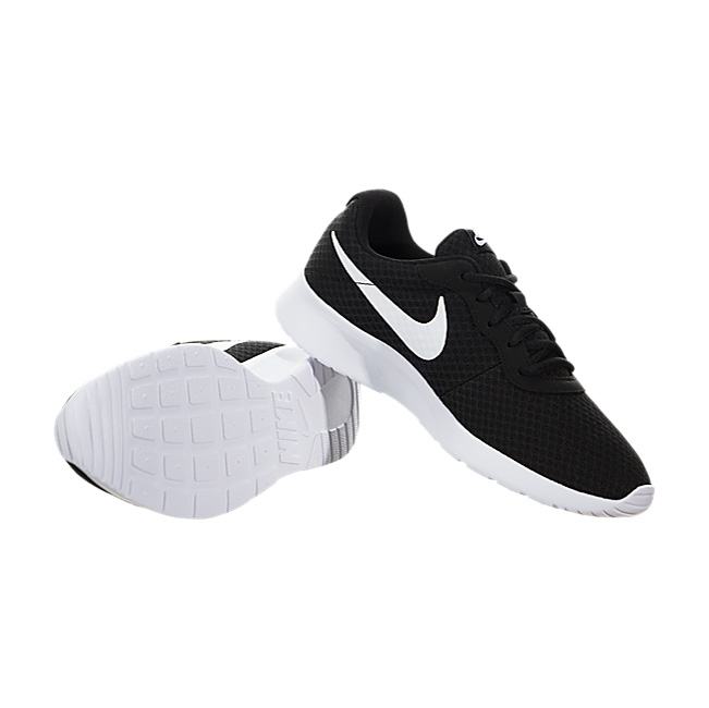 Nike Tanjun - Black / White