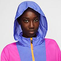 Women's Nike Sportswear Icon Clash Wind Jacket