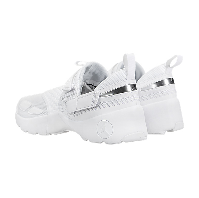 Jordan Trunner LX - White / Pure Platinum-Pure Platinum