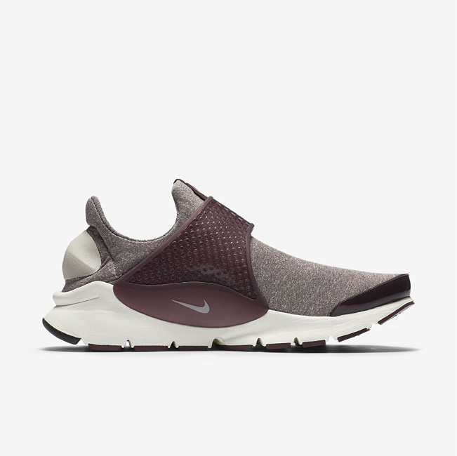 Nike Sock Dart Nike Sock Dart SE Night Maroon/Night Maroon/Sail/Light Iron Ore