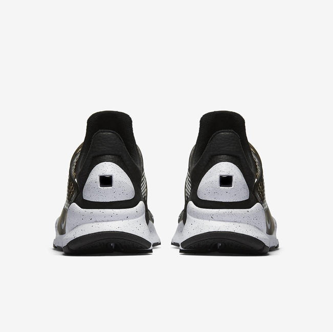 Nike Sock Dart Premium Black/Black/White