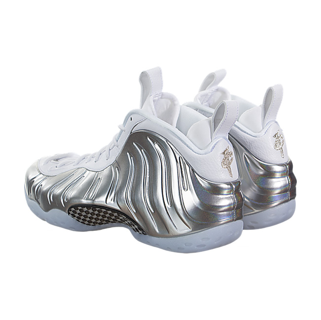 Nike Women Air Foamposite One - White / Chrome-Blue Tint