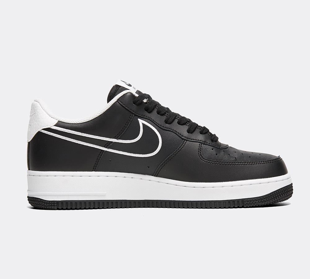 Nike Air Force 1 Low Trainer - Black / White
