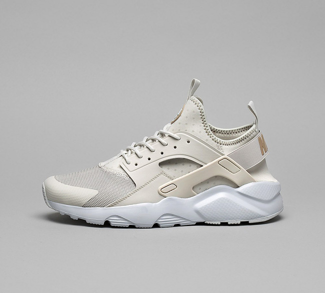 Nike Air Huarache Run Ultra Trainer | Bone / Khaki / Platinum