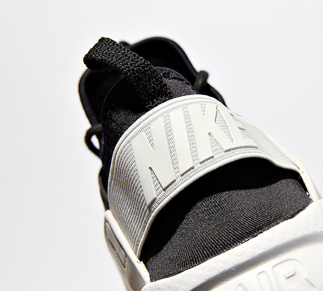 Nike Junior Air Huarache Run Ultra SE Trainer | Black / White