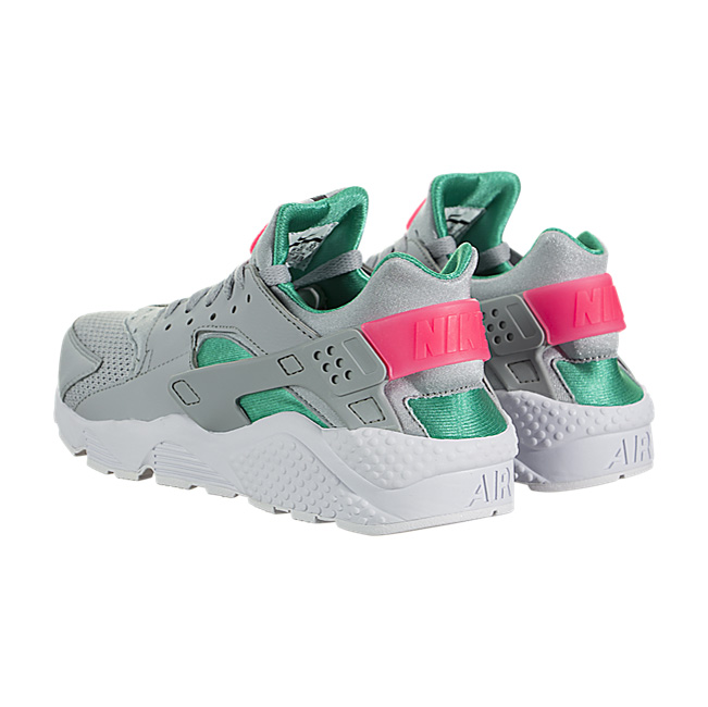 Nike Air Huarache - Wolf Grey / Sunset Pulse